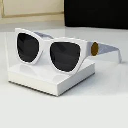 4452 نظارة شمسية غير منتظمة كبيرة الحجم أبيض رمادي العدسات الرمادية النساء مصممة صيف نظارة شمسية Sunnies Gafas de Sonnenbrille UV400 Eyewear مع Box