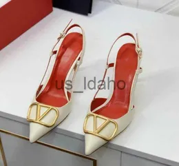 Sandały luksusowe sandały sandały marka marka projektant wysokich obcasów metalowe buty buty butów kobiety sningbacki seksowne spiczaste stóp stiletto wieczorne buty zapatos J230616