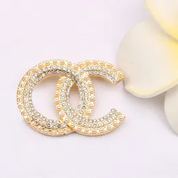 20style Brand Designer Double Letter Brooch 18K Gold Plated Women Men Luxury ELegant Diamond Pearl Brooches Pin Metal Fashion Jewelry Accessories High Quality