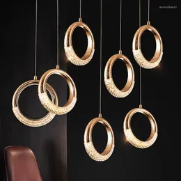Lampy wiszące nordyckie kreatywne pierścień sypialnia pojedyncza głowa Bedeed Mała jasna nowoczesna prosta i luksusowa restauracja Schody Long Line L.