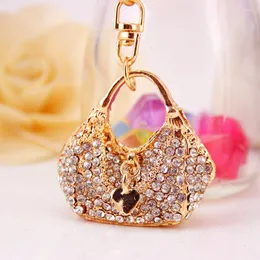 Nyckelringar xdpqq mode söt kristall handväska form nyckel kedja kvinnlig väska tillbehör metall hänge liten gåva