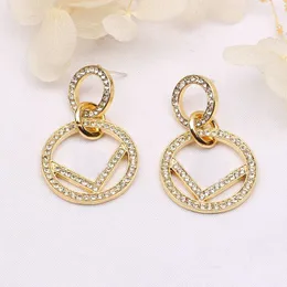 Brand Designer Earrings Jewelry Gifts Fashion Woman Drop Dangle Earring Letter Barnd Heart Shape Earrings Designer Wedding Jewerlry