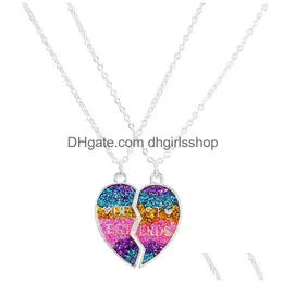 Pendanthalsband 2 -stycken Set Gradient Color Hearthaped Stitching Chain Exquisite and Lovely BFF Friendship Necklace For Friend Dro Dhtxk