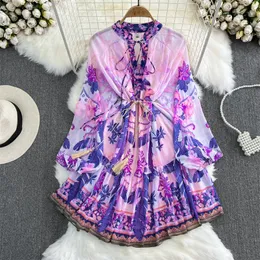 Casual Dresses Summer Women Korean V-ringning Lace-Up Purple Printing Kort klänning Midja med Sashes Lantern Sleeve Ladies Chiffon Dresses Vestidos 2023