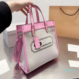 Luxurys väskor Kvinnor Totes läder nylonväska bör högkvalitativ handväska designer lady cross body chain mynt handväska tote