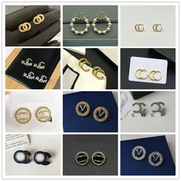 20 Style 18K złota Kolczyki marki Designer For Woman Letters Stud Luksusowe kolczyki Kobiety kryształowy metalowy kolczyki