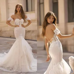 Berta Lace Mermaid Wedding Dresses 2020 Sweetheart Tulle applikationer Brudklänningar svep Train Sexig backless Beach Vestidos de Noiva225G