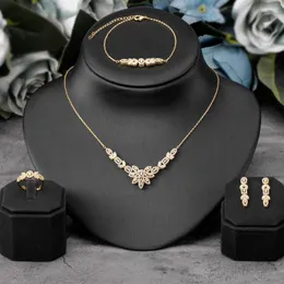 Halskette-Ohrringe-Set, exquisites, glänzendes Baguette, weiße Zirkonia, Karabinerhaken, Rolo-Kette, Damen-Ohrring-Anhänger, schick