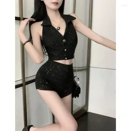 여자 트랙 슈트 kusahiki 2023 우아한 고삐 v 넥 탑 매운 소녀 패션 하이 허리 반바지 스팽글 2 곡 세트 여성용 의상