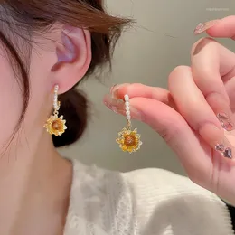 Pendientes de tuerca de oro real, galvanoplastia, aguja de plata, perla, girasol, flor, bosque, moda, dulce temperamento para mujer.