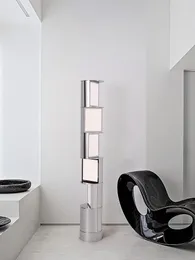 Lampy podłogowe obracające lampę artystyczną urządzenia dekoracyjnego ze stali nierdzewnej