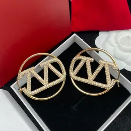 Designer Hoop örhängen för kvinnor Gulddiamanter Earings lyxiga smycken Womans Silverörhängen Stud Dangle Hoops Earing V Des Boucles Oreilles