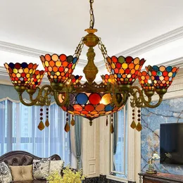 Lampy wiszące w kolorze retro szklany kolor kolorowy salon restauracja