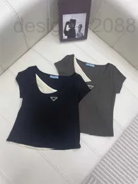 Kvinnors t-shirt designer sommar ny het och kryddig mode smal passform mångsidig triangel dekoration två bitar set kort ärm t-shirt topp för kvinnor eyfk