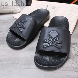 Tofflor kvinnor/man lyxiga mode tofflor sommar inomhus mjuka flip flops hem strand sko par icke-halk sandaler damer skalle tidvatten j230620