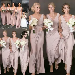 2023 Vintage Blush Pink Long Bridesmaids Dresses Deep V Neck Beach Wedding Guest Brudtärklänning Sexig Vestido de Invitado