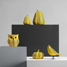 Harts Yayoi Kusama Pumpkin Wave Point Figurin Desk Decor Prydnad