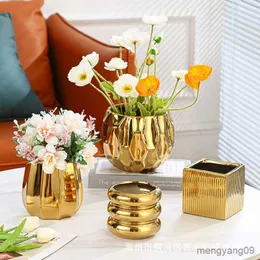 Planters Pots Nordic Geometric Shape Ceramic Flowerpot Spherical Electroplated Gold Office Flower Arrangement Decoration Decorative Vase R230620