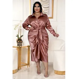 Plus storlek klänningar kvinnor elegant satin plus storlek klänning skjorta sexig ruched långärmhet snörning upp kvällsfest midi drerss vestido africano feminino 230620