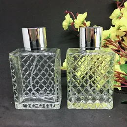 Frasco de perfume de vidro quadrado 50ml Frasco de spray de vidro transparente Frasco de embalagem de fragrância Recarregável transporte rápido F20173698 Thmet