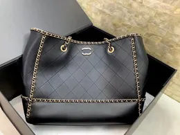 2023 new women's shopping bag high-end custom quality cowhide handbag a variety of back crossbody bag simple atmosphere black with gold chain cowhide shoulder bag