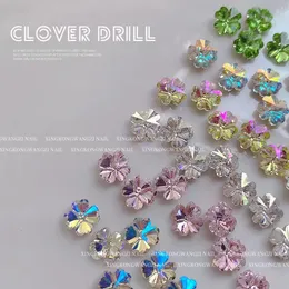 False Nails 30Pcs Elegant K9 Crystal Heart Four-Leaf Clover Flashing Lucky Flowers Glass Gem For 3D Nails Art Accessory 10*10 8*8 230619