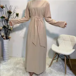 Ubranie etniczne Najnowsze jedwabiście gładka tkanina muzułmańska szata abaya syari kobieta pełna długość prosta naboże