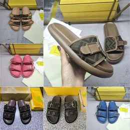 Tasarımcı Sandalet Kadın Erkek Terlikleri Lüks Moda Tokalı Daireler Açık Toe Plaj Ayakkabıları Renkli Tuval Mektup Deri Yumuşak Alt Terlik Boyut 35-45 Kutu