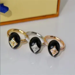 أزياء الحب حلقات الفرقة مجموعة الماس للنساء للنساء Solitaire Cluster Rings المجوهرات