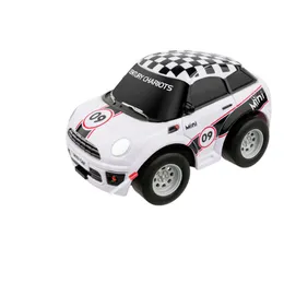 Barn fjärrkontroll mini rc bil leksak söt tecknad polis bilar snabba rc racer bilgåvor för 2-5 år gamla pojkar flickor racing bil