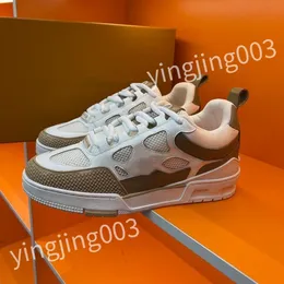 2023 Hot Luxury Designer Casual Shoes Sneakers Leather Embroidered Black men Chaussures White Shoe Walking Sports Platform Trainers