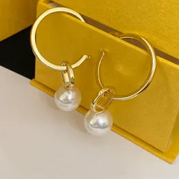 Orecchini eleganti di design Graziosi orecchini circolari circolari in acciaio inossidabile di grandi dimensioni Gioielli in oro di moda in metallo minimalista per donna con scatola