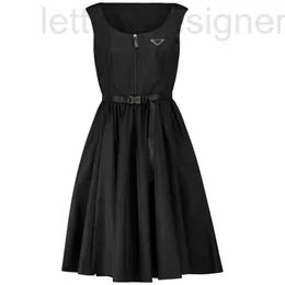 基本的なカジュアルドレスデザイナー2021ブラックスカートドレス女性春と夏のファッション高品質の服バックレスレトロパーティークラブラグジュアリー