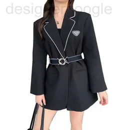 Женские куртки дизайнерские женские женские элегантные мистические черные пиджаки классический топ значок и юбка набор для длинной куртки лацка -лацка