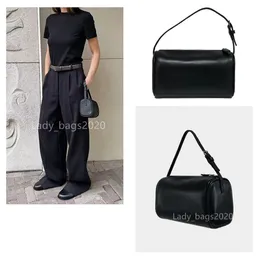 Radkudde hinkväska axillär totes mini handväska slät läder lyxiga kvinnor designer väskor platt axel rem crossbody clutch tote minimalistisk handväska