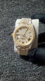 B8SI Moissanite 2024 Nya Iced Out Diamonds Watch Pass TT ETA 3255 Rörelse Mekanisk gul guld toppkvalitet Män