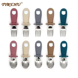 Copos Pratos Utensílios 2PCSet Bebê Talheres de Silicone Crianças Louça de Aço Inoxidável Criança Talheres Desenhos Animados Alimentos Infantis Alimentação Colher Garfo 230621