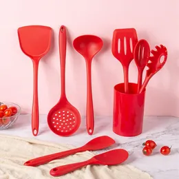 Pişirme eşyaları 1pcs mutfak eşyaları silikon mutfak çorba kaşık spatula fırça makarna sunucusu çırpma araçları sofra takımları 230621