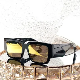 مصمم أزياء جديد قابل للطي على غرار النمط الأحمر النمط الفريد من نوعه سحر رمز معدني UV400 حماية الإشعاع الكبير نظارة شمسية للنظارات الشمسية للرجال