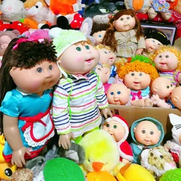 Dollkroppar delar originalkål patch barn födelsedagspresent söt återfödd tjej leksak retro baby cpk jul samlarobjekt 230621