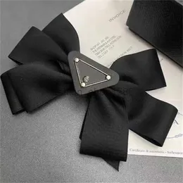 Designer Barrettes Girls Hairpin Classic Letter Hair Clips Luxury Hairclips Fashion Women Bow Headbands Hair Accessories