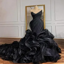 Czarna gotycka sukienki ślubne syreny 2022 Katedralny pociąg organza koronkowy gorset Księżniczka Ruffles spódnica plus size ślubna sukienki 297D
