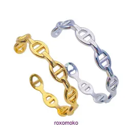 Braccialetti di designer per la casa all'ingrosso H Braccialetti in vendita Bracciale aperto di maiale Femmina femmina INS BRASSO FREAD BRASSO COMPLETO 18K GURA GOLD CHIED