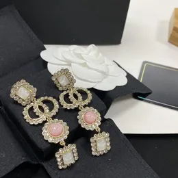 Klasyczne wysokiej klasy kolczyki damskie projektant modny kolczyki marka biżuteria luksusowa atmosfera kolczyki pudełkowe Wysokiej jakości biżuteria prezenty biżuterii