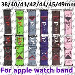 مصمم Apple Watch Band حزام فاخر Iwatch Bands for Apple Watch Ultra Series 8 2 3 4 5 6 7 9 SE 38mm 42mm 44mm 49mm Mashing Triangle P Leather Ap Watchband Smart Band