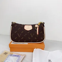 Çanta Tasarımcı Çanta Lüks Crossbody Bag Kadın Çanta Dikiş Tasarımı Büyük Kapasiteli Lüks Ziyafet Cüzdan Boş Zaman Ünlüleri Hediye Stil Kutusu Çok İyi