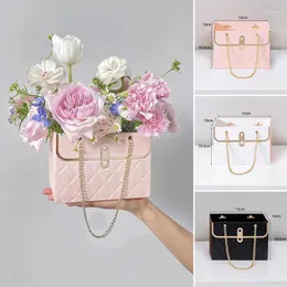 Confezioni regalo 1Pc Forma di borsa a mano creativa Scatola per imballaggio di fiori di rosa Negozio Matrimonio San Valentino Compleanno Scatole di carta da imballaggio