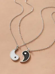 Pendant Necklaces 2Pcs Fashion Yin And Yang Tai Chi Stitching Alloy Black White Friends Couple Necklace Jewelry Accessories Gift