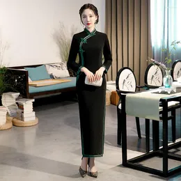 Ethnic Clothing Sheng Coco Women's Long Sleeve Velour Cheongsam Dress Style Elegant Middle Aged Mother Modern Velvet Qipao