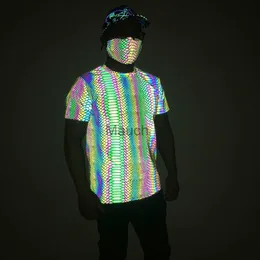 Męskie koszulki Wysokiej jakości mężczyźni krótkie rękawe T-koszulka Kolorowa odblaskowa hip hop 2021 Summer Reflect Light HARAJUKU TEE ROPA HOMBRE 3XL J230625